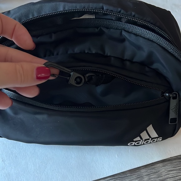 Adidas black and white belt bag fanny pack - Picture 3 of 6